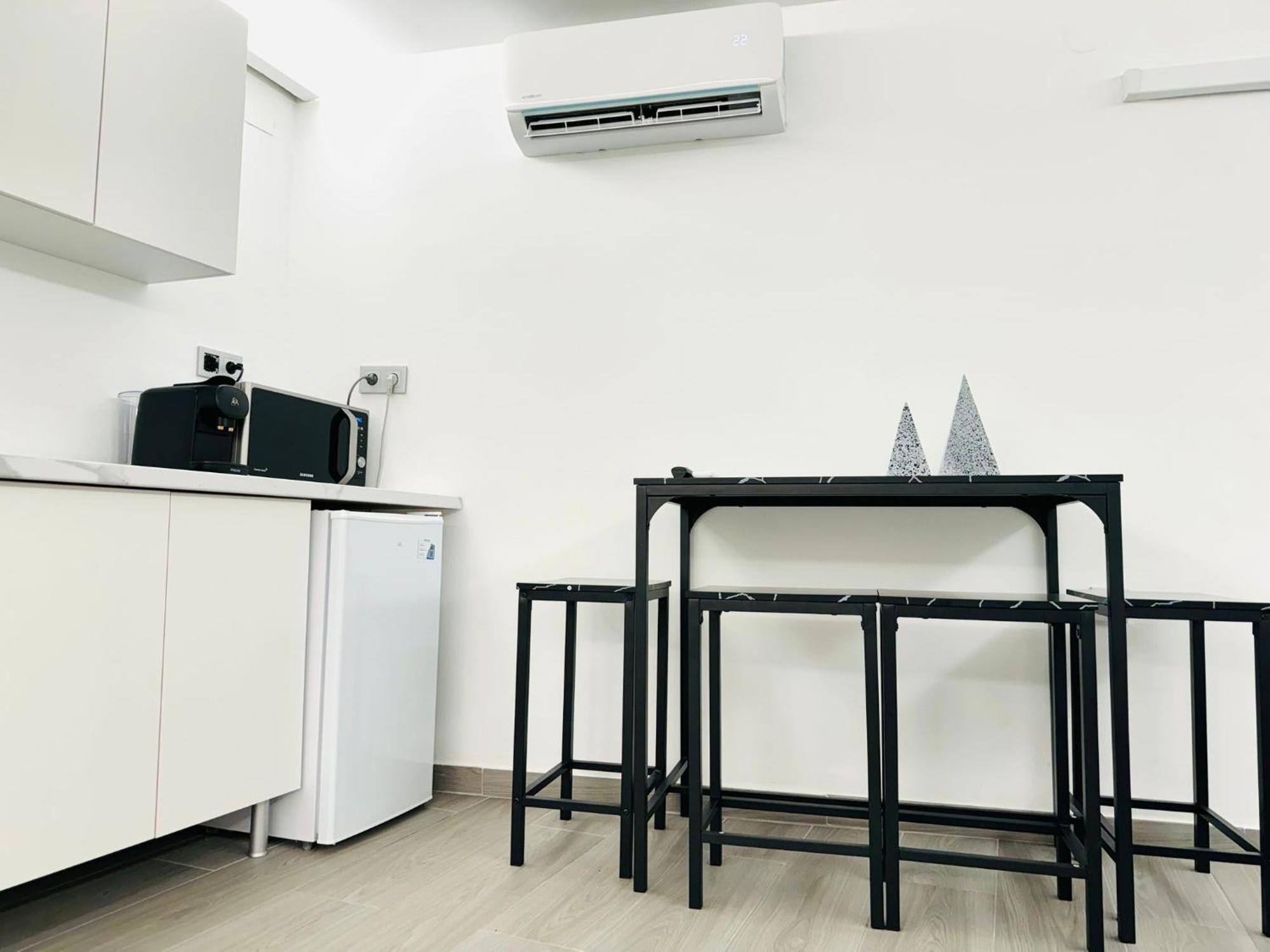 The One Apartment